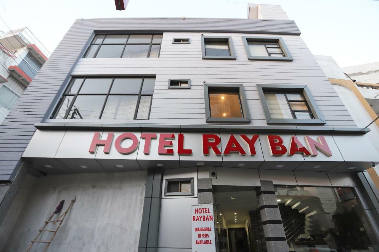 Oyo 39595 Hotel Ray Ban Kankhal Exterior foto